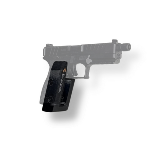 Echelon handgun mounted on Waymkr wall display